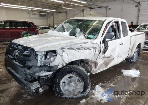 2014 Toyota Tacoma z USA, uszkodzony, nr VIN 5TFTX4CN0EX045283
